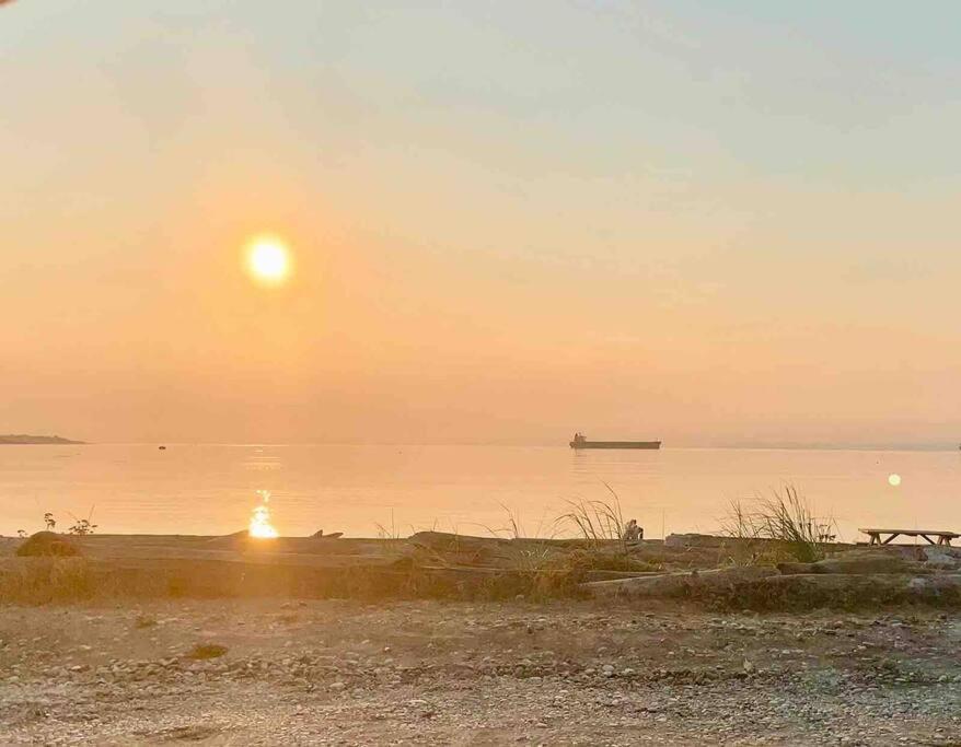Sunrise Escape - Close To The Beach! Victoria Dış mekan fotoğraf